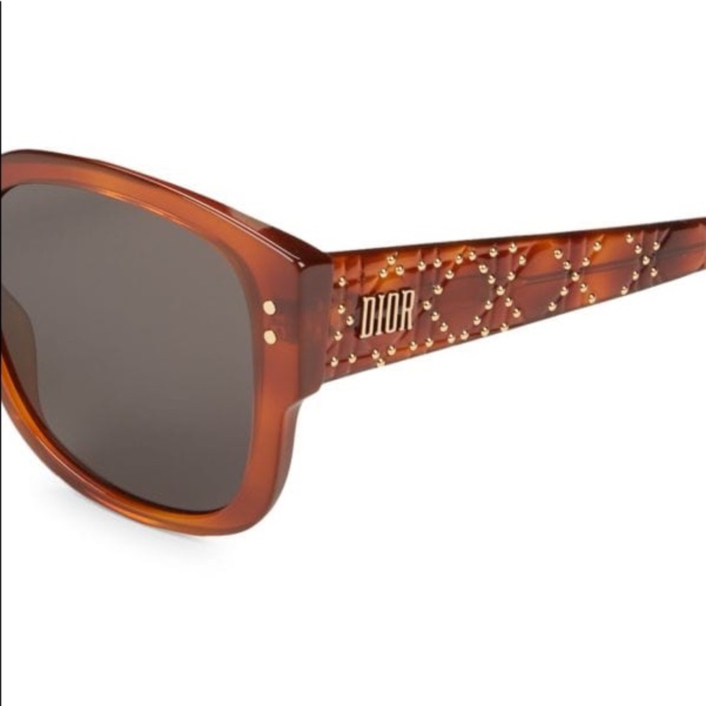 DIOR 54MM SQUARE SUNGLASSES WITH STUDS IN TORTOISESHELL